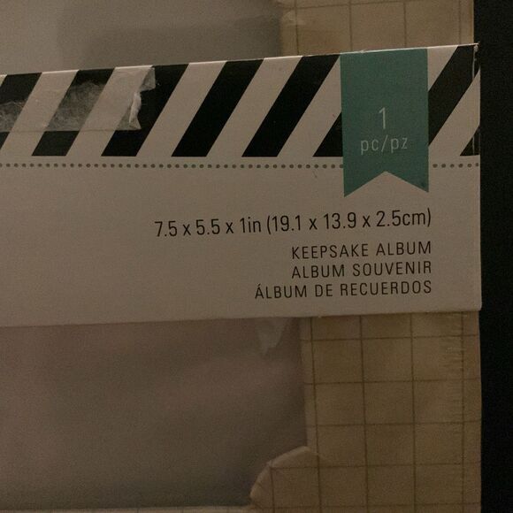 NEW Heidi Swapp Keepsake Album Brand New! Great Gift - Picture 6 of 6